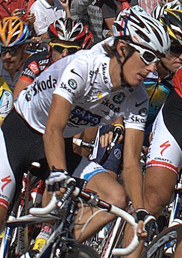TF Andy Schleck in white _Tour_de_France_2009.jpg