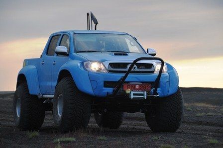 toyota-teams-up-with-arctic-trucks-in-south-africa_big.jpg
