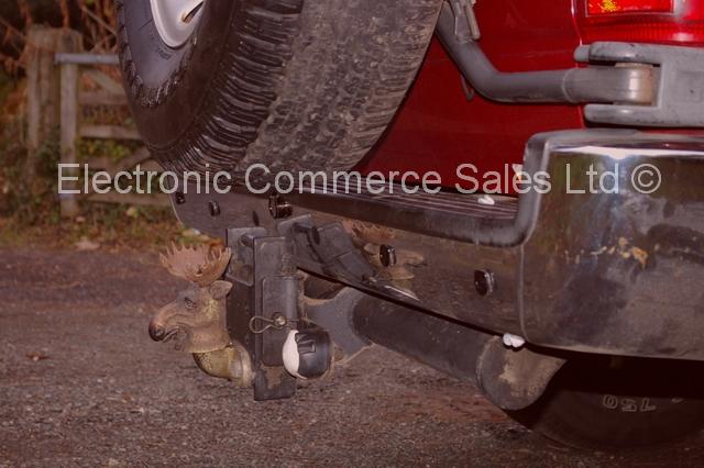 toyota_hilux_surf_4x4_002.jpg