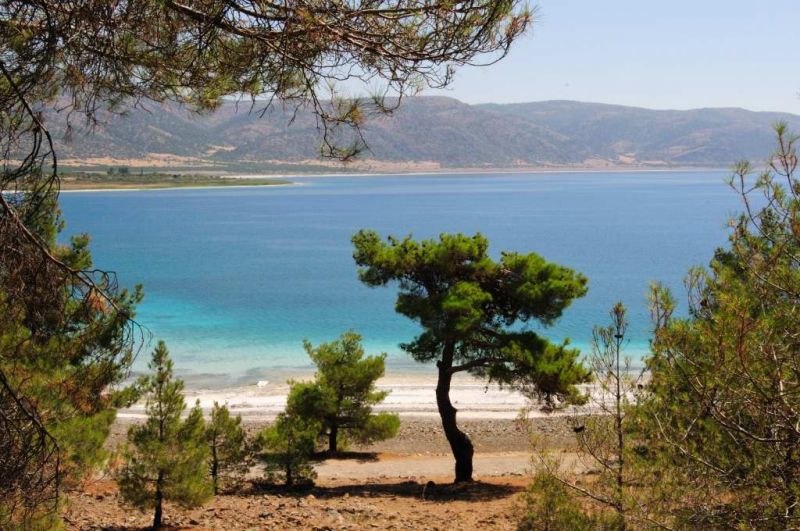 TR Burdur Yesilova Lake Salda Turkey  04.jpg