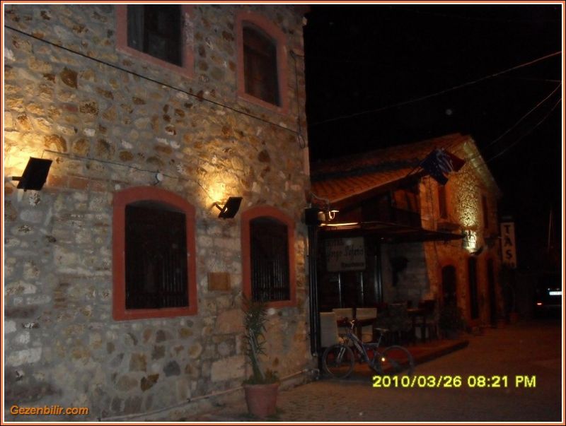Urla'da Gece.jpg