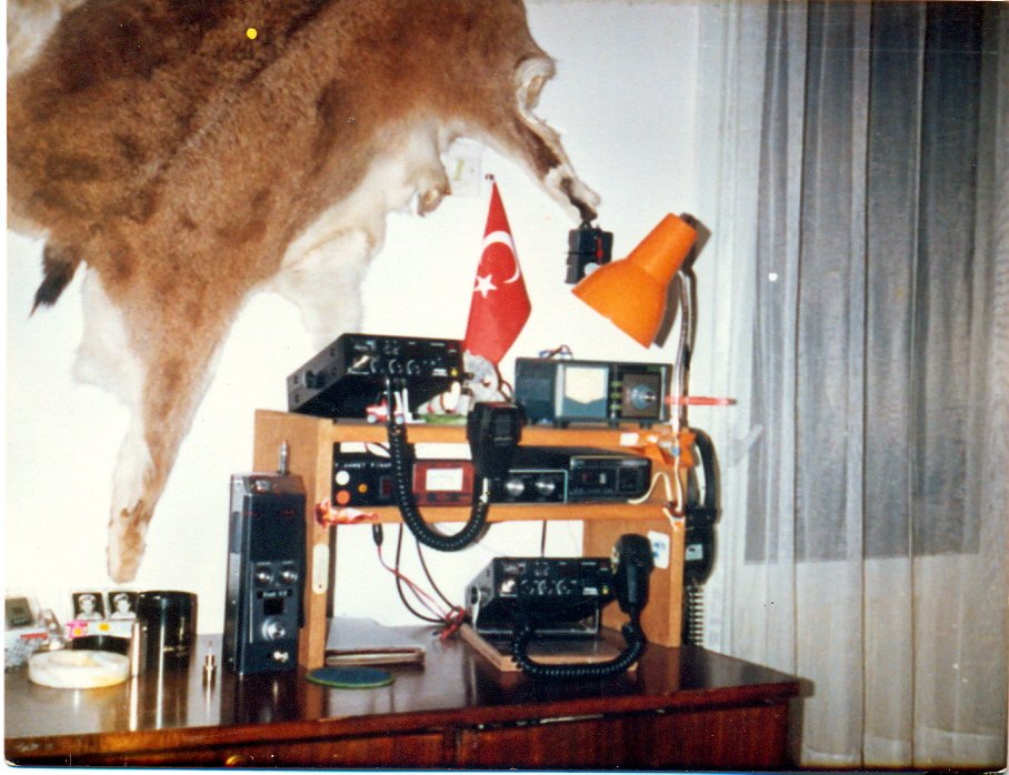 VAP 1987.10 Telsizler.jpg