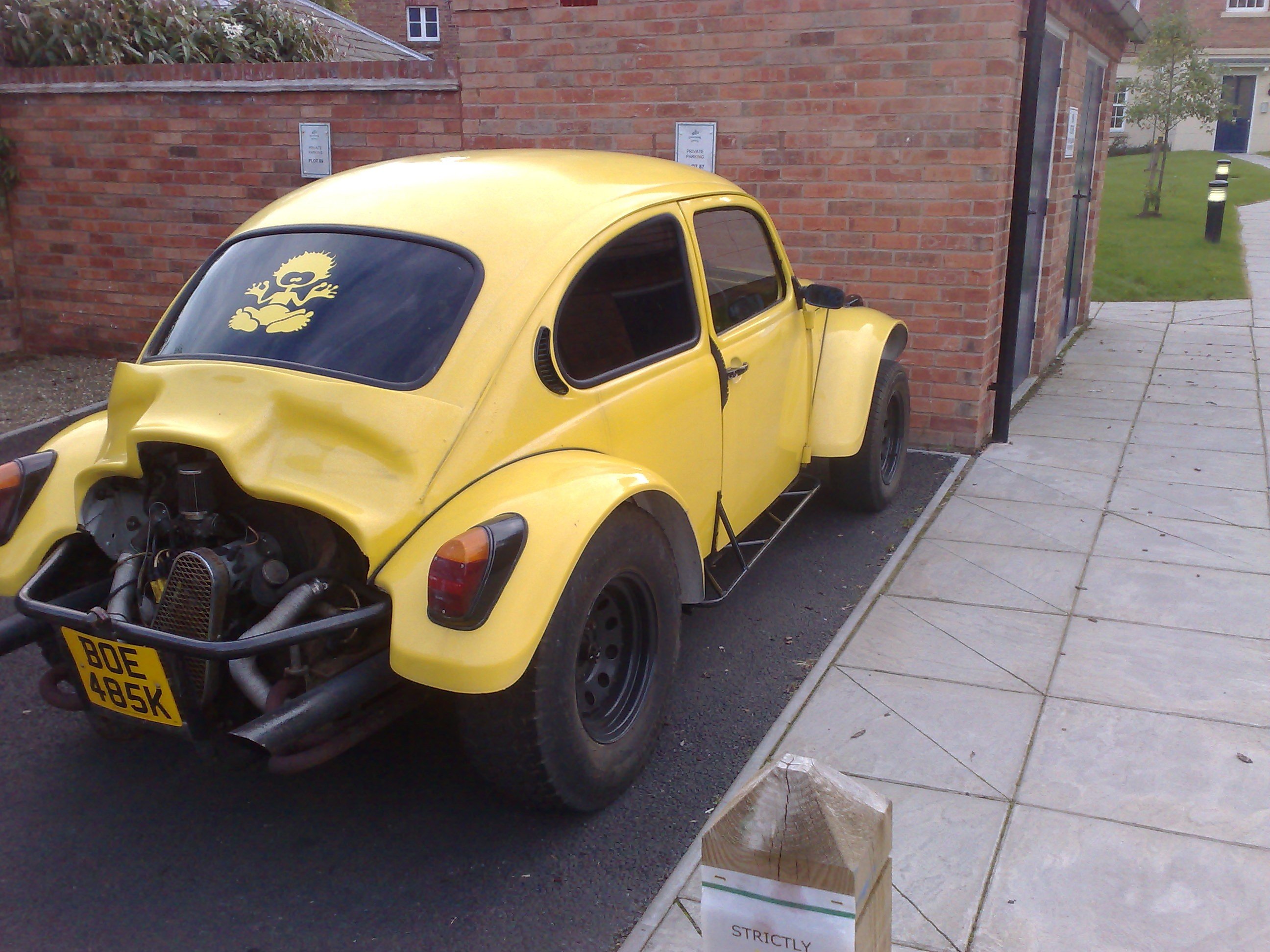 VW_Volkswagen_baja_sari.jpg