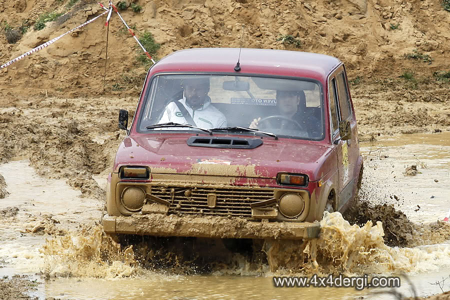 www4x4dergicombeyoff_34.jpg