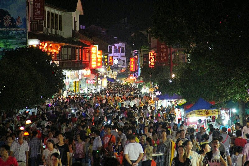 yangshuonun istiklal caddesi.JPG