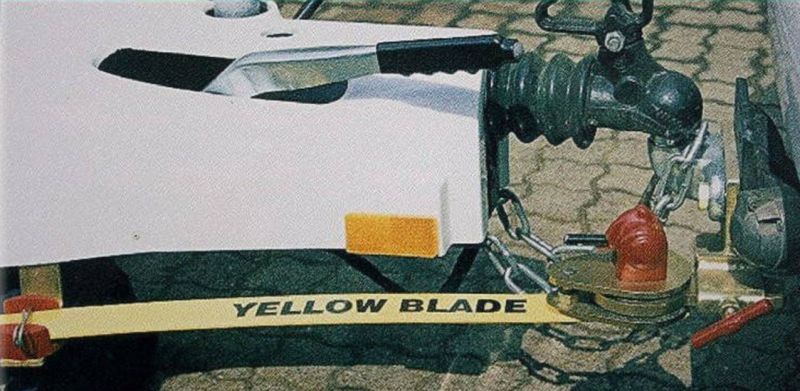 Yellow Blade-2.jpg