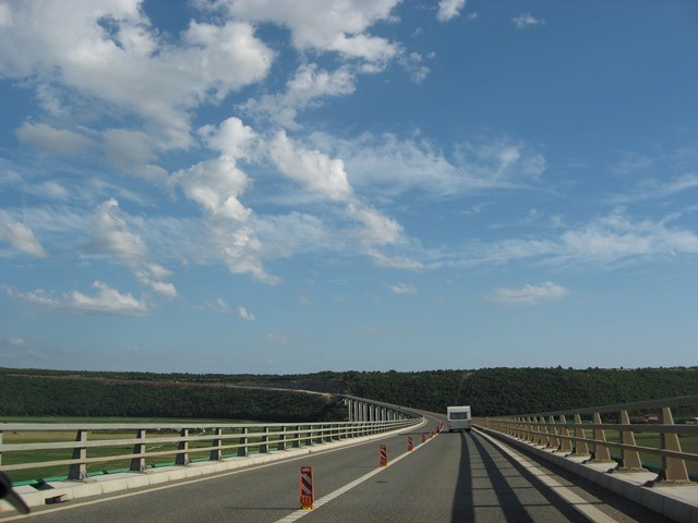 yol-val 148.JPG