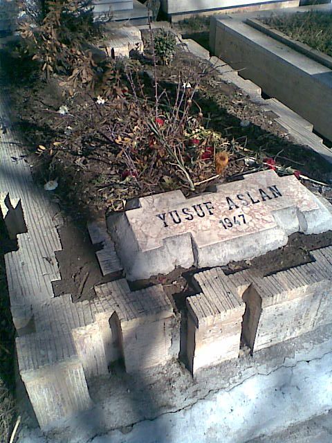 YusufASLAN.jpg
