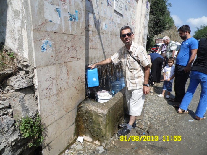 31-08-11-55-SalihliBozdagKirkCesme.JPG