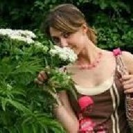 sinem.hanedanligiloglu.1