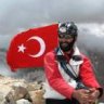 Kalpaklı Adam