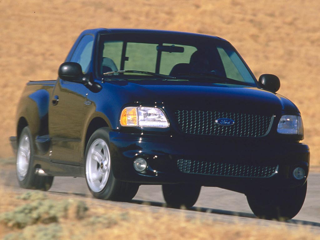2000_Ford_F150SVTLightning3.jpg