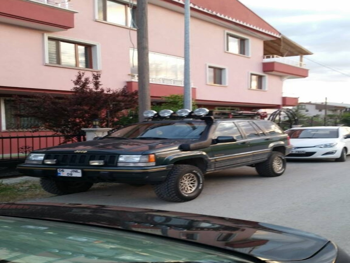 189e517bafc525bf8356f89168b68822.jpg
