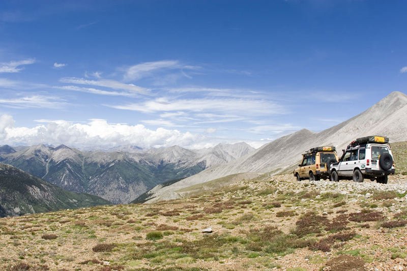 rooftentsmountains.jpg