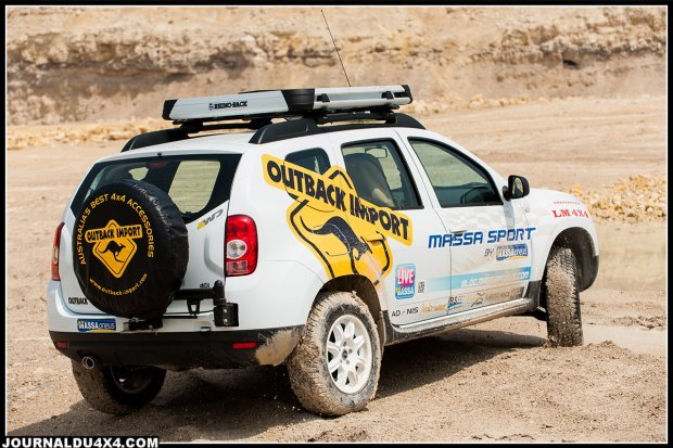 duster-outback-import-a7414-848c7.jpg