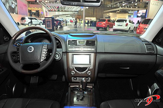 Ssangyong-Rexton-w-1-1.jpg
