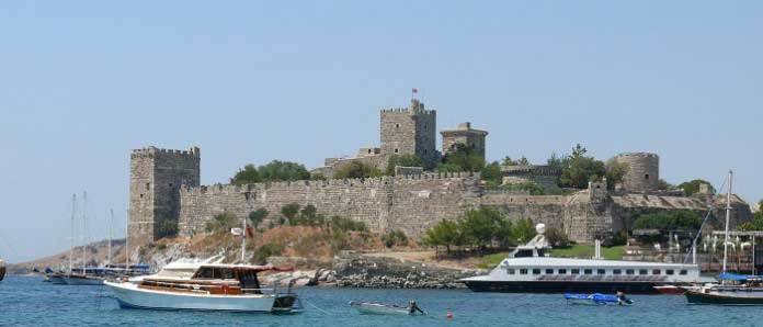 bodrum-kalesinin-mimarisi-696x298.jpg