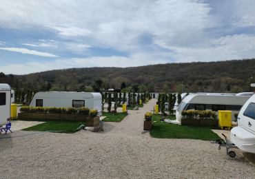Cüce Karavan Camping